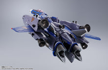 Load image into Gallery viewer, Macross Frontier Bandai DX Chogokin VF-25F Super Messiah Valkyrie (Michael Blanc&#39;s Fighter) Revival Ver.(JP)-sugoitoys-12