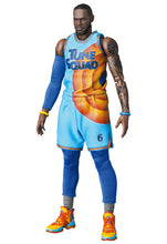 Load image into Gallery viewer, Space Jam: A New Legacy Medicom Toy MAFEX Lebron James-sugoitoys-4