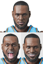 Load image into Gallery viewer, Space Jam: A New Legacy Medicom Toy MAFEX Lebron James-sugoitoys-6