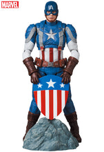 Load image into Gallery viewer, Captain America: The Winter Soldier Medicom Toy MAFEX Captain America (Classic Suit)-sugoitoys-2