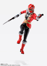 Load image into Gallery viewer, Kaizoku Sentai Gokaiger Bandai S.H.Figuarts (Shinkocchou Seihou) Gokai Red (JP)-sugoitoys-8