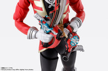 Load image into Gallery viewer, Kaizoku Sentai Gokaiger Bandai S.H.Figuarts (Shinkocchou Seihou) Gokai Red (JP)-sugoitoys-10