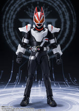 Load image into Gallery viewer, Kamen Rider Geats Bandai S.H.Figuarts Entry Raise Form(JP)-sugoitoys-10