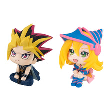 Load image into Gallery viewer, Yu-Gi-Oh！ Duel Monsters MEGAHOUSE Look up Yami Yugi ＆ Dark Magician Girl【with gift】-sugoitoys-3