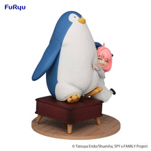 Load image into Gallery viewer, SPY × FAMILY FuRyu　Exceed Creative Figure Anya Forger with Penguin-sugoitoys-8