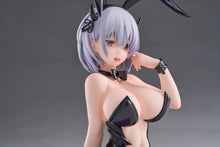 Load image into Gallery viewer, BUNNY GIRL LUME XCX ILLUSTRATED BY YATSUMI SUZUAME DELUXE VER. (tapestry)-sugoitoys-14